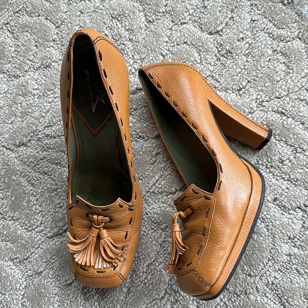 Vince Camuto Heels Size 38 Women’s